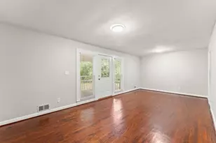 2352 Elmwood Cir SE, Atlanta, GA 30339 - Photo 3