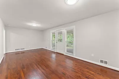 2352 Elmwood Circle SE, Atlanta, GA 30339 - Photo 11