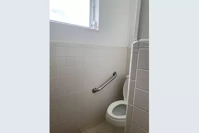 106 E Derenne Avenue, Savannah, GA 31405 - Photo 25