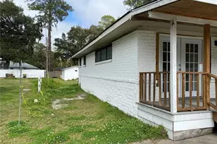 106 E Derenne Ave, Savannah, GA 31405 - Photo 3