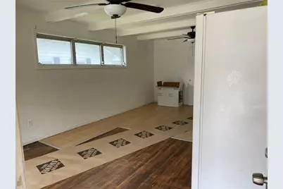106 E Derenne Avenue, Savannah, GA 31405 - Photo 9