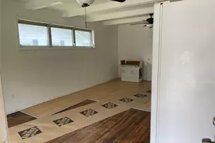 106 E Derenne Ave, Savannah, GA 31405 - Photo 9