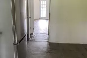 106 E Derenne Ave, Savannah, GA 31405 - Photo 29