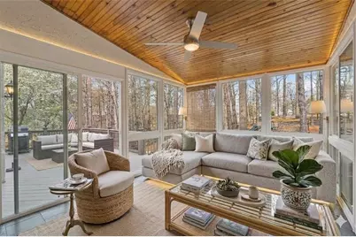 2270 Roxburgh Drive, Roswell, GA 30076 - Photo 17