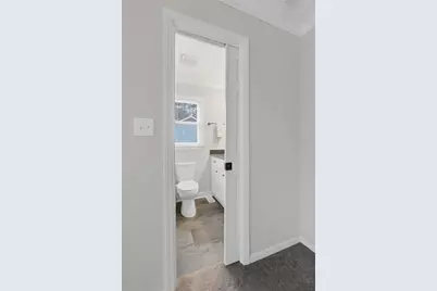 1066 Oak Road SW, Lilburn, GA 30047 - Photo 25