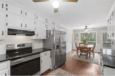 1066 Oak Road SW, Lilburn, GA 30047 - Photo 17