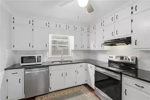 1066 Oak Rd SW, Lilburn, GA 30047 - Photo 19