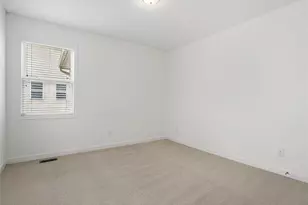 325 Cranbrooke Cir, Suwanee, GA 30024 - Photo 19