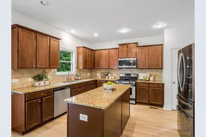 325 Cranbrooke Circle, Suwanee, GA 30024 - Photo 19