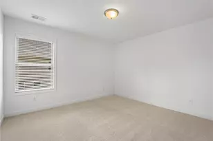 325 Cranbrooke Cir, Suwanee, GA 30024 - Photo 27