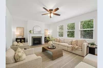 325 Cranbrooke Circle, Suwanee, GA 30024 - Photo 5