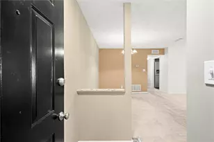 3209 Canyon Point Cir, Roswell, GA 30076 - Photo 3