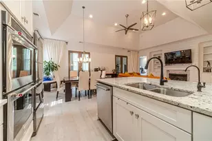 5960 Overlook Club Cir, Suwanee, GA 30024 - Photo 17