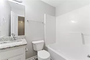 8662 Thomas Rd, Riverdale, GA 30274 - Photo 13