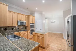 5003 Village Terrace Dr, Atlanta, GA 30338 - Photo 11