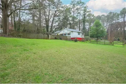 1105 Lakeshore Drive, Jonesboro, GA 30236 - Photo 5