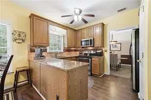 945 Club Chase Ct, Roswell, GA 30076 - Photo 7