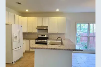 11100 Glenhurst Pass, Johns Creek, GA 30097 - Photo 5