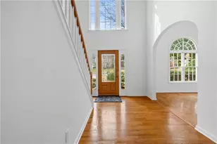 11100 Glenhurst Pass, Johns Creek, GA 30097 - Photo 3