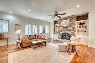 605 Owl Creek Rd, Hiawassee, GA 30546 - Photo 9