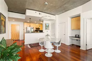 3324 Peachtree Rd NE, Atlanta, GA 30326 - Photo 15