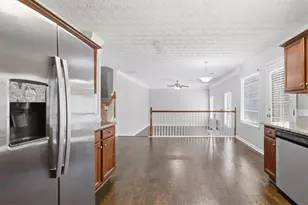 78 St Charles Pl, Sharpsburg, GA 30277 - Photo 13