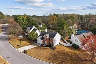 11395 Brookhollow Trail, Alpharetta, GA 30022 - Photo 3