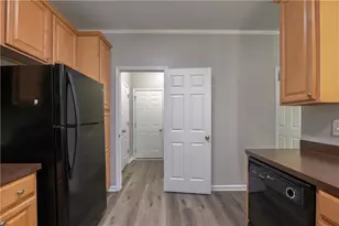 4572 Rainier Way NW, Acworth, GA 30101 - Photo 13