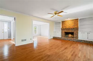 300 Millbrook Farm Ct, Marietta, GA 30068 - Photo 5