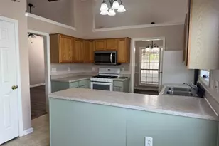 2925 Camelot Woods Dr, Lawrenceville, GA 30044 - Photo 15