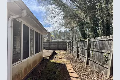 2925 Camelot Woods Drive, Lawrenceville, GA 30044 - Photo 47