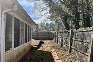 2925 Camelot Woods Dr, Lawrenceville, GA 30044 - Photo 47