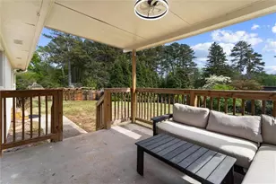 2489 Sunset Dr NE, Atlanta, GA 30345 - Photo 17