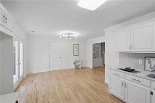 420 Stoneview Dr, Hoschton, GA 30548 - Photo 15