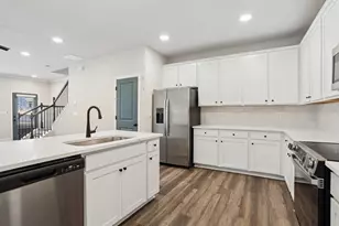 4096 Steam View Dr, Sugar Hill, GA 30518 - Photo 5