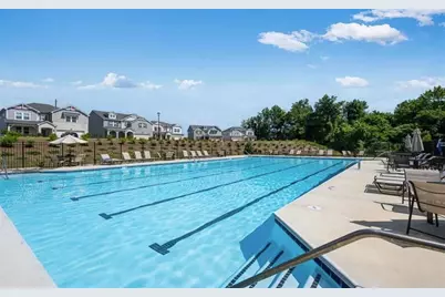 4016 Laurant Path, Flowery Branch, GA 30542 - Photo 9