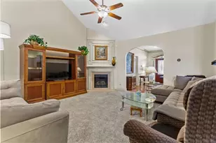 2245 Hickory Station Cir, Snellville, GA 30078 - Photo 7