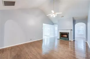 251 Summer Hill Cir, Stockbridge, GA 30281 - Photo 3