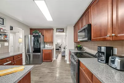 7886 Gossamer Drive, Fairburn, GA 30213 - Photo 17