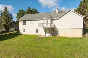 3001 River Birch Ln, Gainesville, GA 30507 - Photo 5