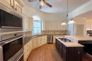 1225 Ewing Ives Dr, Dacula, GA 30019 - Photo 3