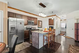 3180 Haynes Park Dr, Lithonia, GA 30038 - Photo 9