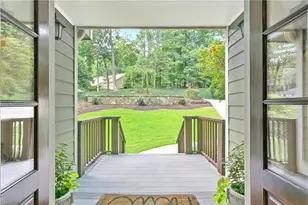 2810 Windrush Ln, Roswell, GA 30076 - Photo 3