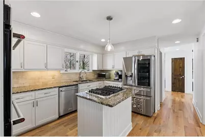 2810 Windrush Lane, Roswell, GA 30076 - Photo 17