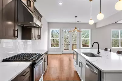 899 Samples Lane NW, Atlanta, GA 30318 - Photo 5