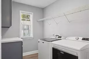 5545 Vickery Cir, Cumming, GA 30040 - Photo 19