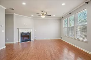 1519 Creek Bend Ln, Lawrenceville, GA 30043 - Photo 5