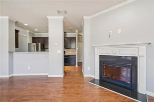 1519 Creek Bend Ln, Lawrenceville, GA 30043 - Photo 7