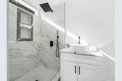 1571 Mary George Avenue NW, Atlanta, GA 30318 - Photo 11