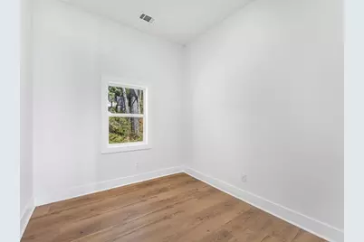 1571 Mary George Avenue NW, Atlanta, GA 30318 - Photo 21